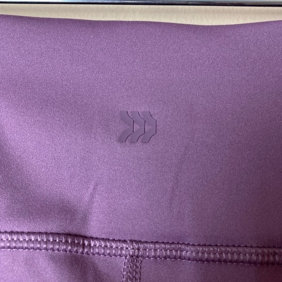 NWOT All In Motion Contour High-Waisted Leggings - Picture 7 of 8